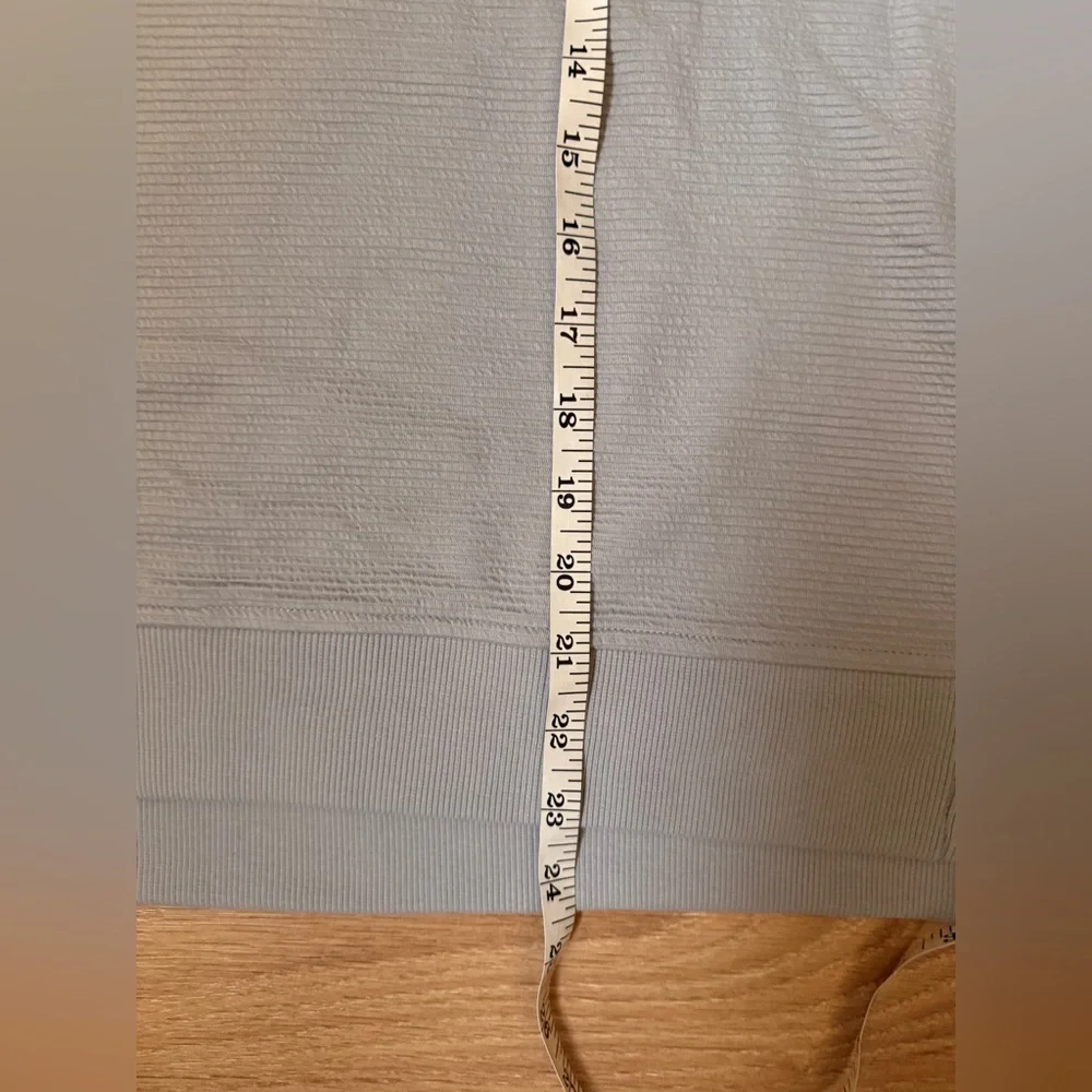 CHAMPION Women's Gray Hoodie Sweater - Picture 8 of 8